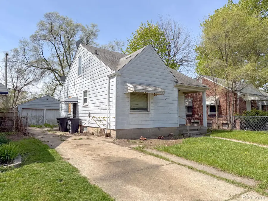 18710 Mccormick Street, Detroit, MI 48224 - #2