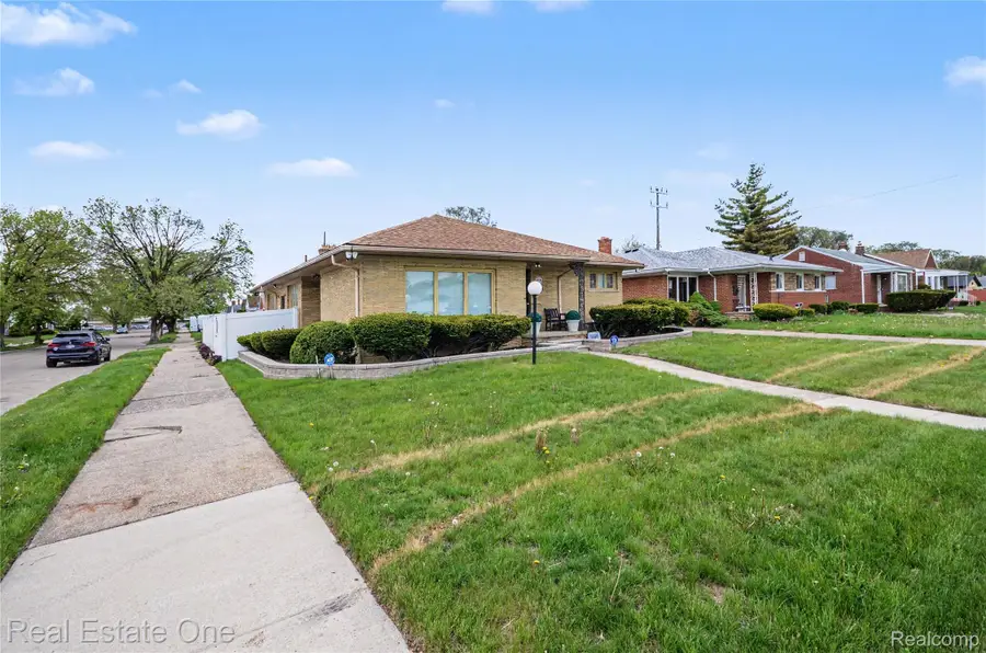 3980 W. Outer Drive, Detroit, MI 48221 - #3