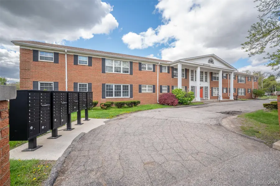 25301 5 Mile Road #227, Redford, MI 48239 - #2