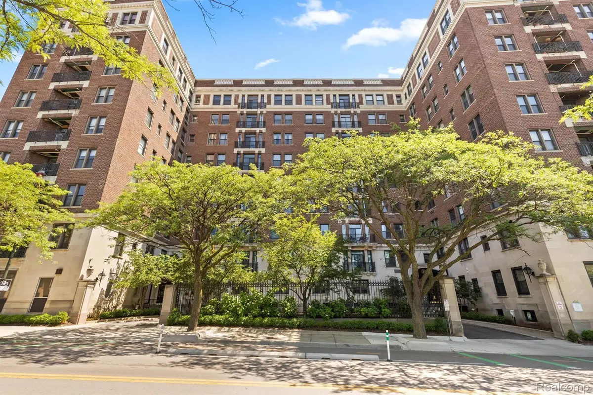 2900 E Jefferson Avenue #A600, Detroit, MI 48207 - #1