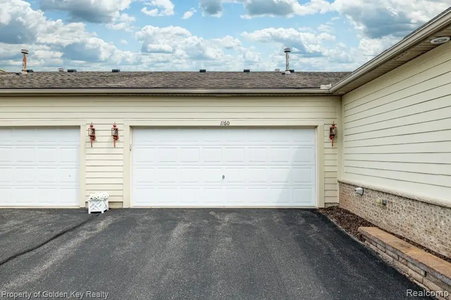1160 Abbey Court, Westland, MI 48185 - #2