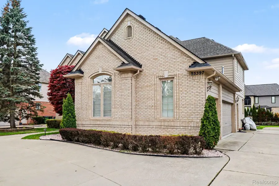 55397 Apple Lane, Shelby, MI 48316 - #3