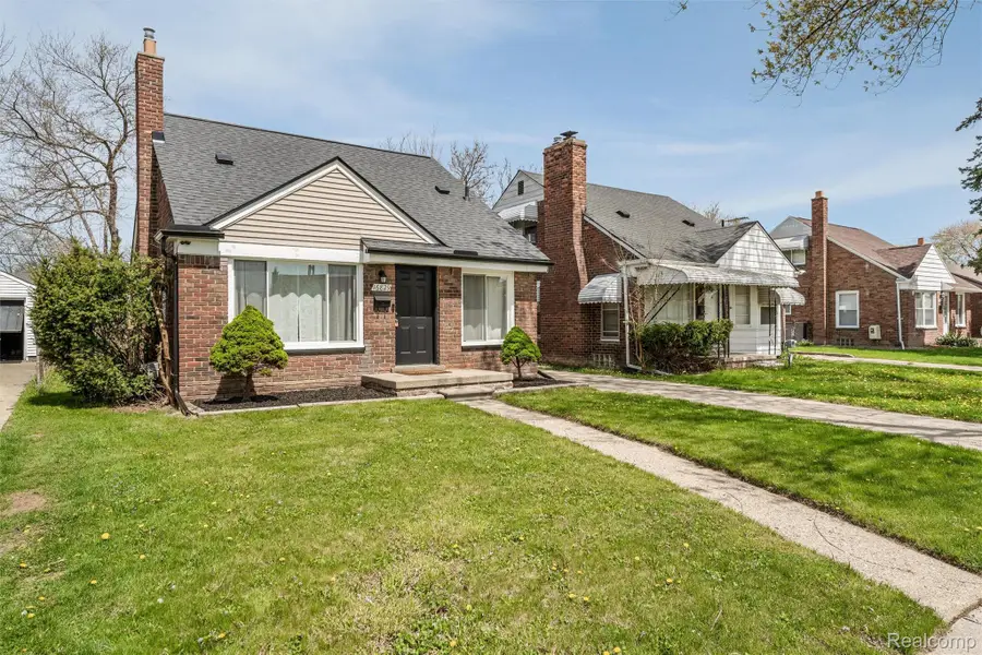 16829 Stricker Avenue, Eastpointe, MI 48021 - #2