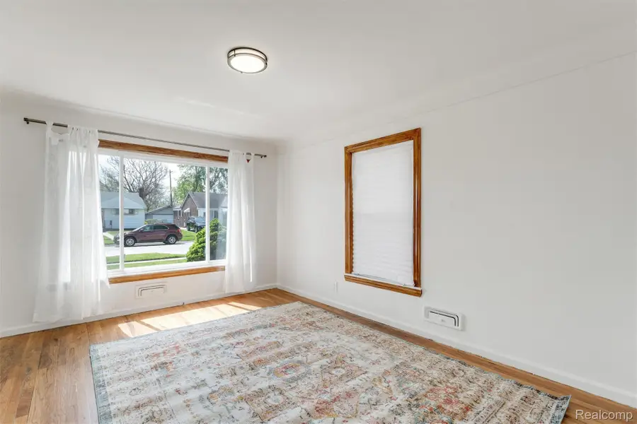 16829 Stricker Avenue, Eastpointe, MI 48021 - #3