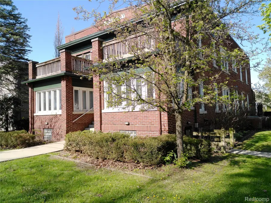 2041 N Main Street, Royal Oak, MI 48073 - #2