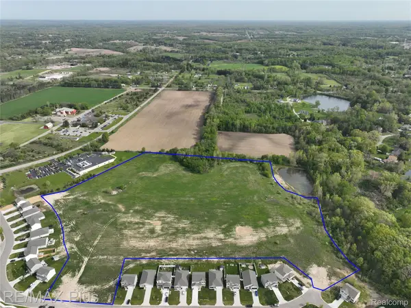 Woodbridge Park AVE, Lapeer, MI 48446