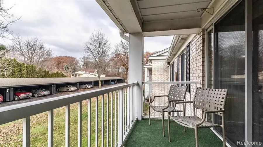 38226 Ann Arbor Trail, Livonia, MI 48150 - #2