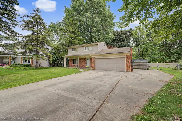 8834 Dublin Way, SterlingHeights, MI 48314