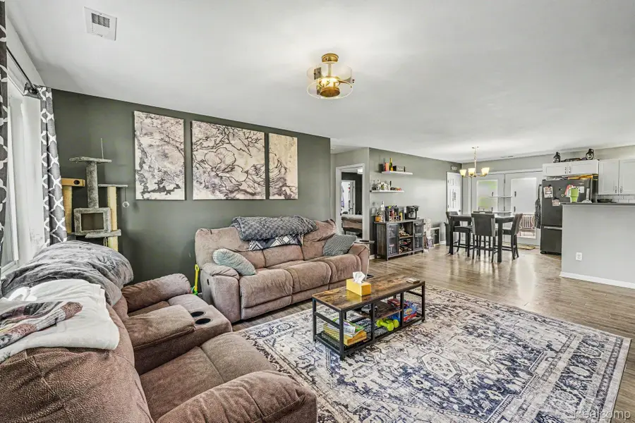 2863 Wisner Street, Waterford, MI 48329 - #3