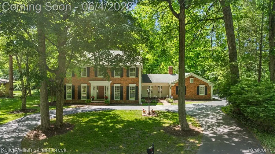 32845 Long Bow Court, Southfield, MI 48025 - #2