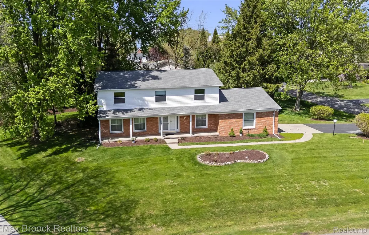 6540 Alderley Way, West Bloomfield, MI 48322 - #1