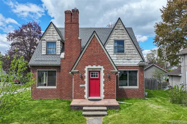 317 E Grand River Avenue, Fowlerville, MI 48836