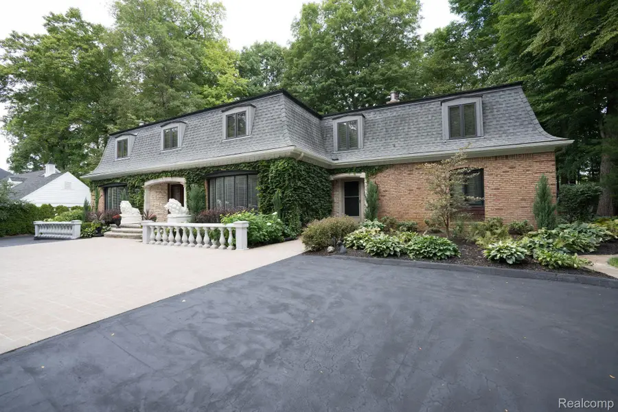45778 Fermanagh Drive, Northville, MI 48168 - #2