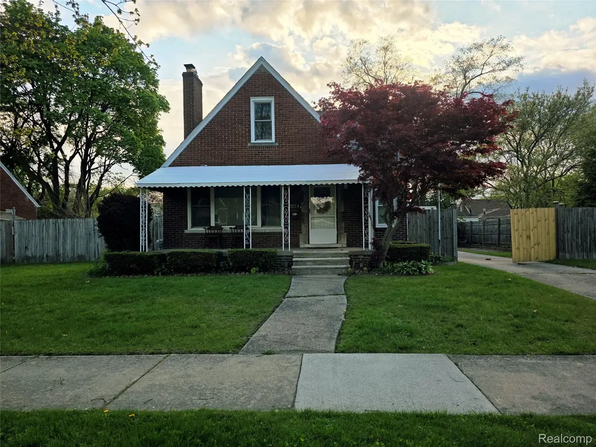 21259 Cyman Avenue, Warren, MI 48091 - #1