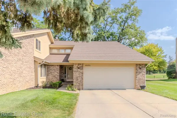 4575 Fairway Court, Waterford, MI 48328