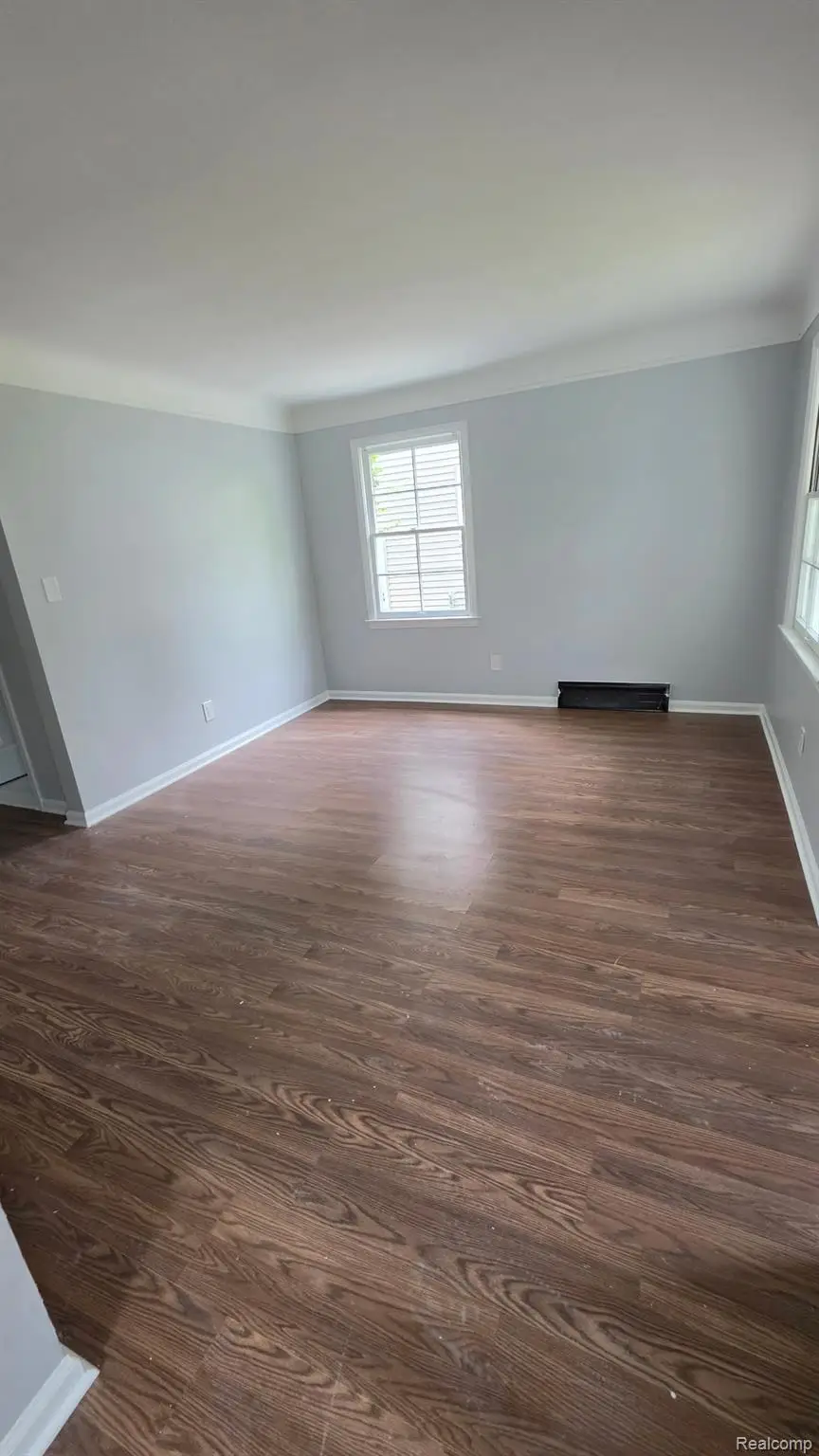 19700 Washtenaw Street, Harper Woods, MI 48225 - #2