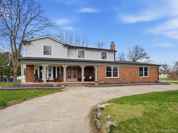 20145 Scarlet Court, ClintonTownship, MI 48036
