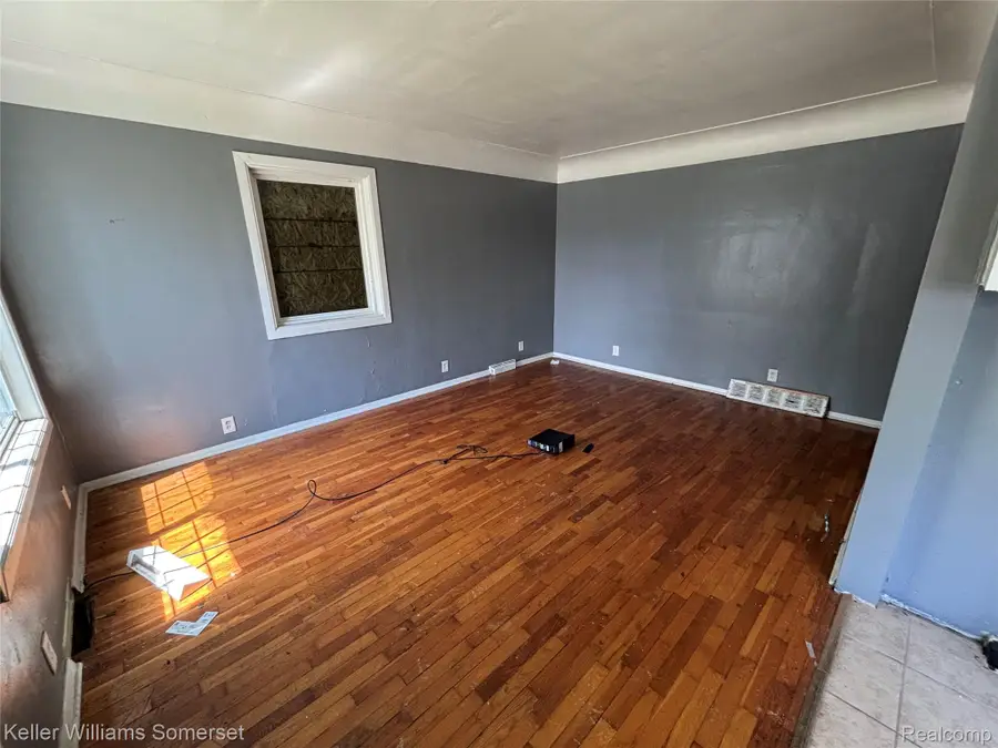 3128 Sloan Street, Flint, MI 48504 - #2