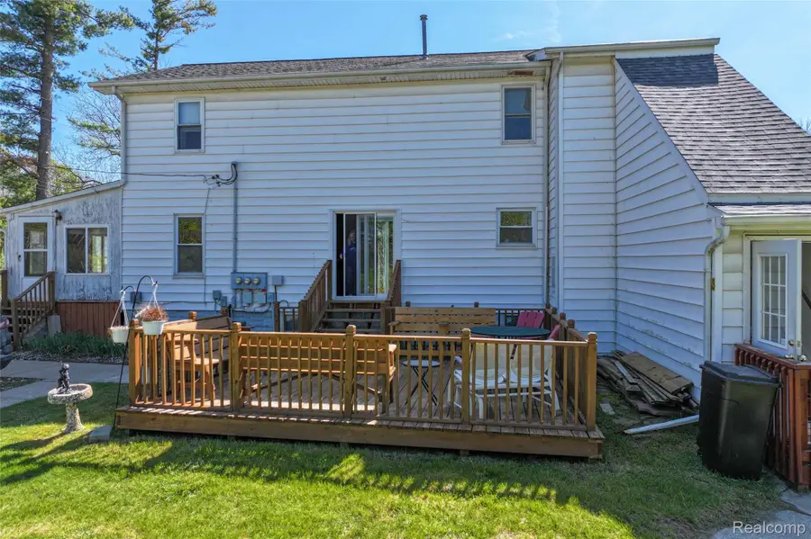 11472 E Lippincott Boulevard, Davison, MI 48423 - #3