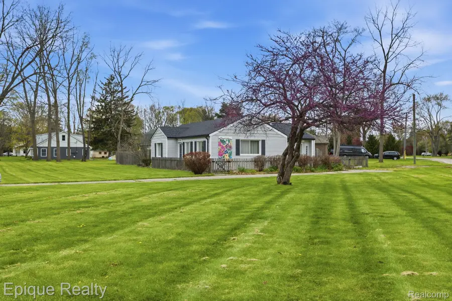 53100 Washington Street, New Baltimore, MI 48047 - #3