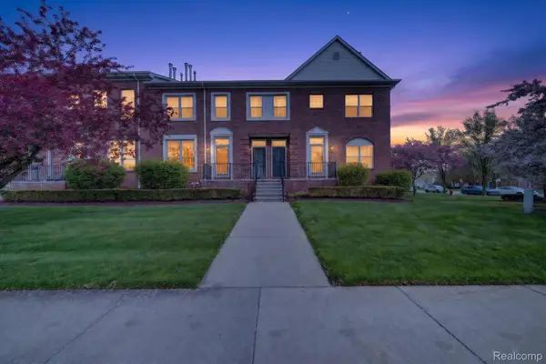 43027 Strand Drive, SterlingHeights, MI 48313