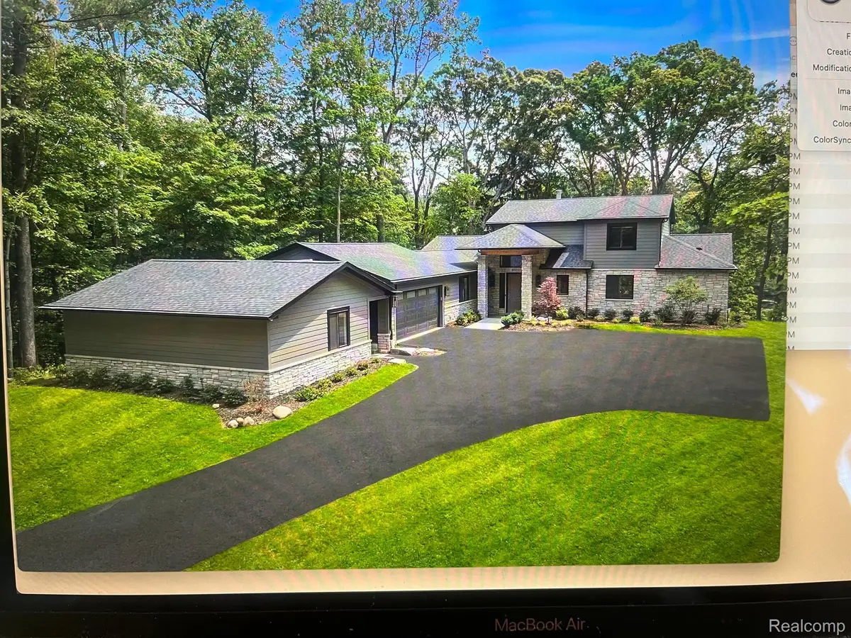 3511 Lakecrest Drive, Bloomfield, MI 48304 - #1