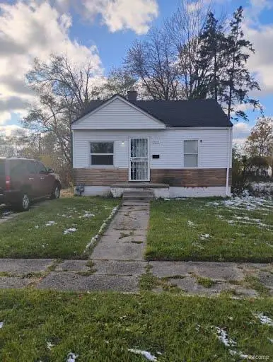 9011 Heyden Street, Detroit, MI 48228