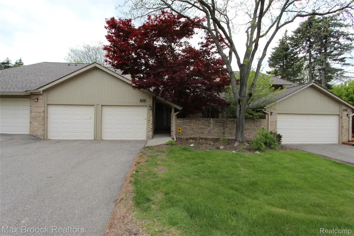 4029 Foxpointe Drive, West Bloomfield, MI 48323 - #1
