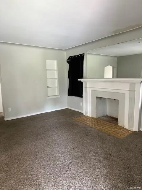 9394 Sorrento Street, Detroit, MI 48228 - #3