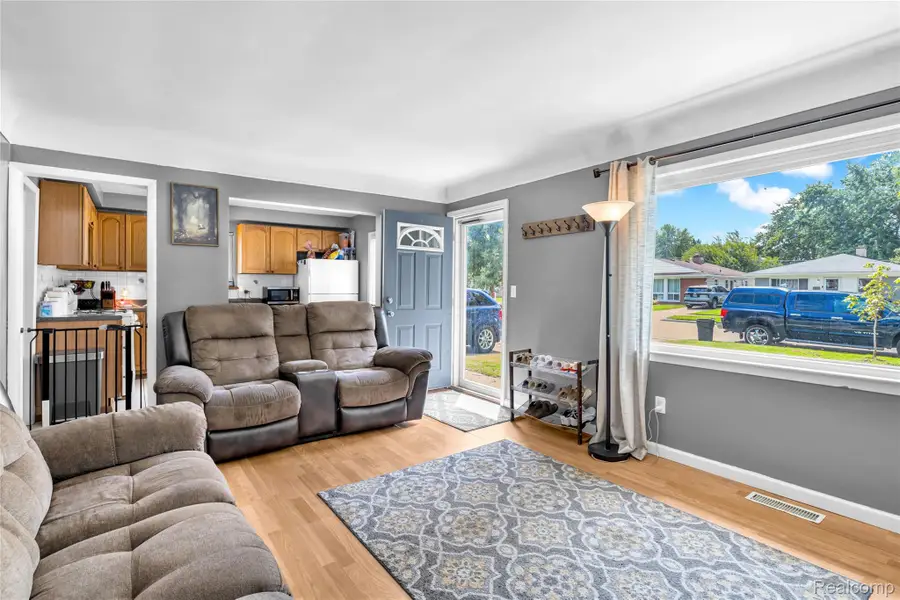 12030 Arcola Street, Livonia, MI 48150 - #3