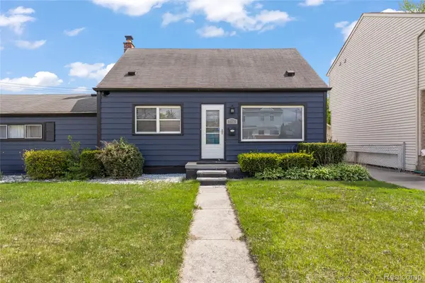 27517 Sheridan Street, GardenCity, MI 48135