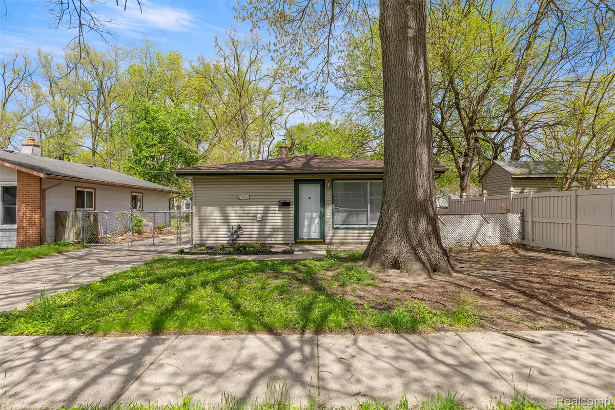 25432 Mcdonald Street, Dearborn Heights, MI 48125 - #1