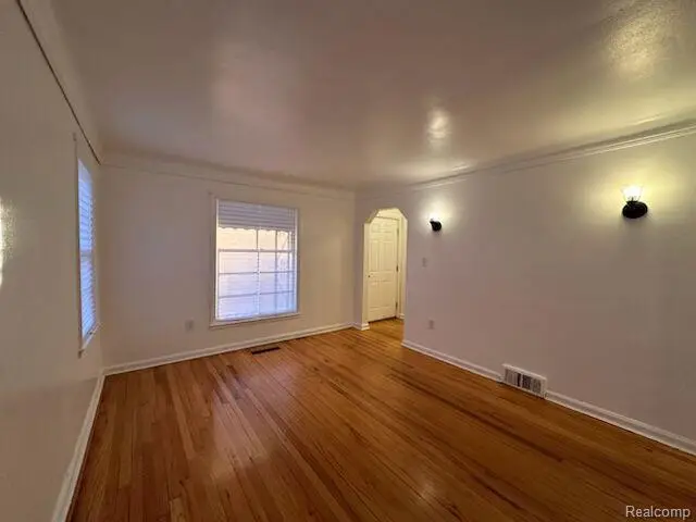 19502 Whitcomb Street, Detroit, MI 48235 - #2