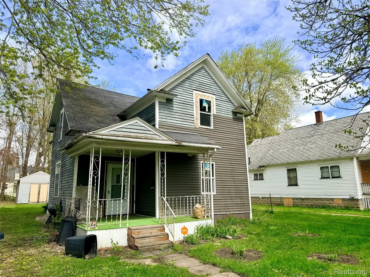 1615 S Fayette Street, Saginaw, MI 48602 - #1