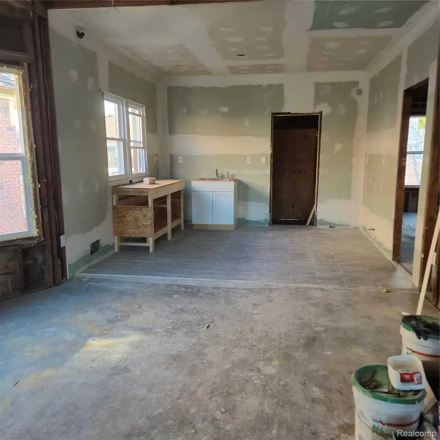 3745 Hogarth Street, Detroit, MI 48206 - #2