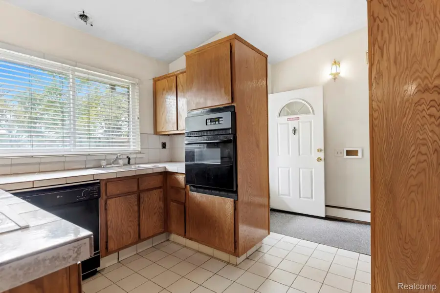 23410 Joy Road, Redford, MI 48239 - #3