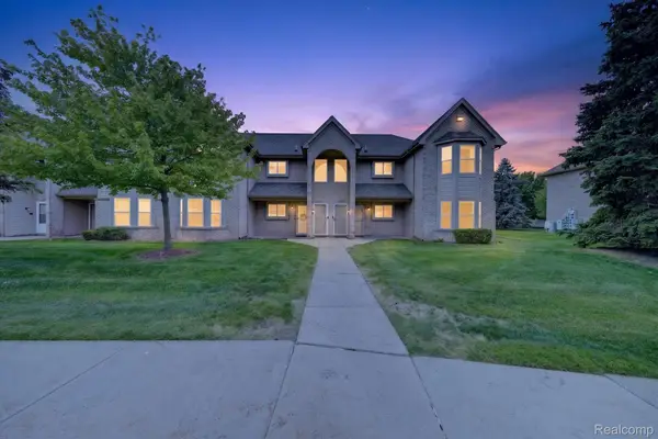 44393 Sunnyside Drive #38, SterlingHeights, MI 48313