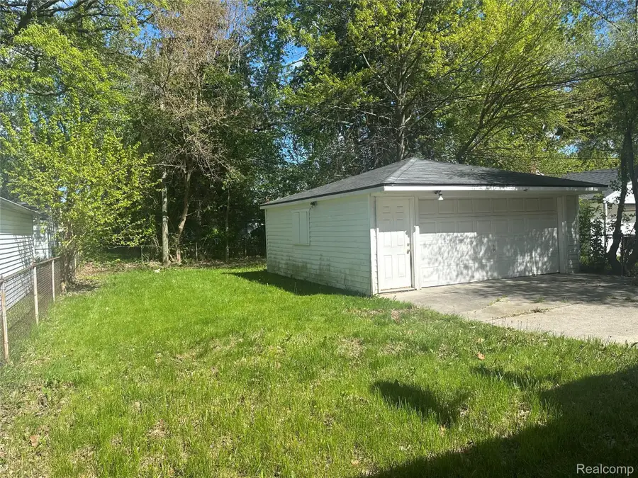 545 Shadowlawn Street, Inkster, MI 48141 - #2