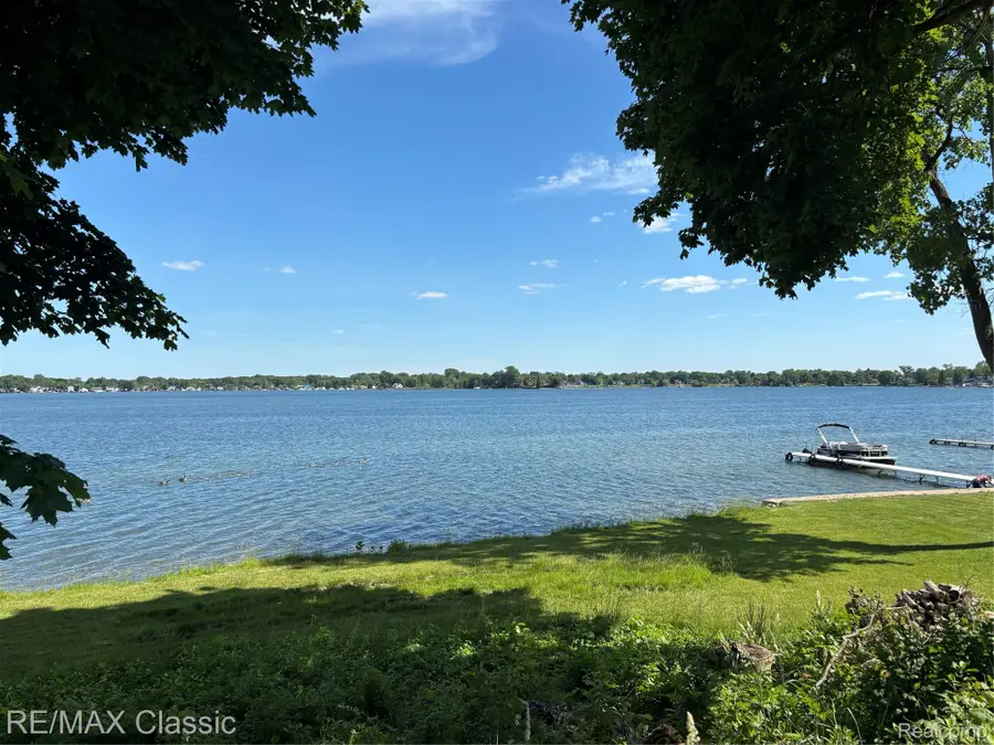 Vacant Main Street, Whitmore Lake, MI 48189 - #3