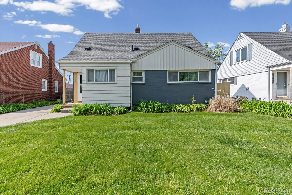 20704 Lancaster Street, Harper Woods, MI 48225 - #1