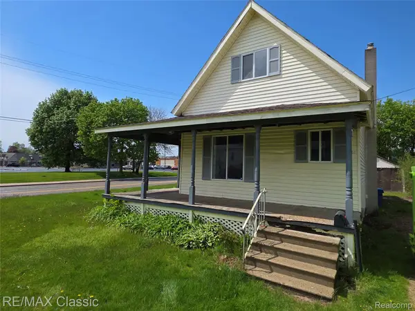 21 Broadway Street, Oxford, MI 48371