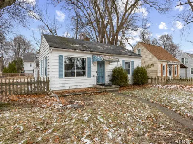 601 Jessop Avenue, Lansing, MI 48910 - #3