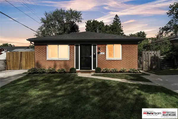 4737 Glenis Street, DearbornHeights, MI 48125