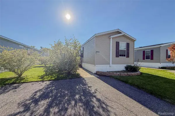 41021 Old Michigan Ave #39 A, Canton, MI 48188