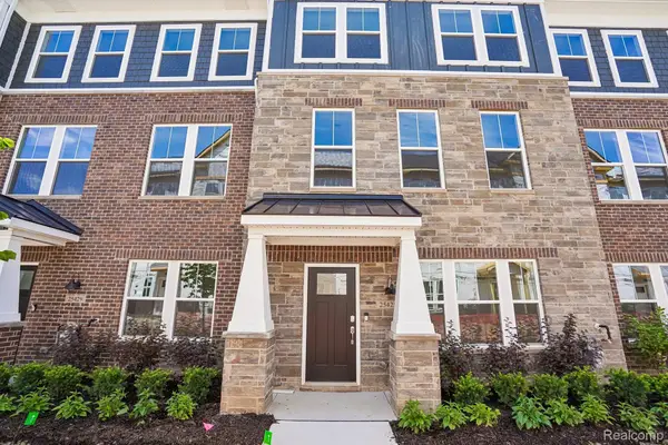 25425 Orwell Street, Novi, MI 48375