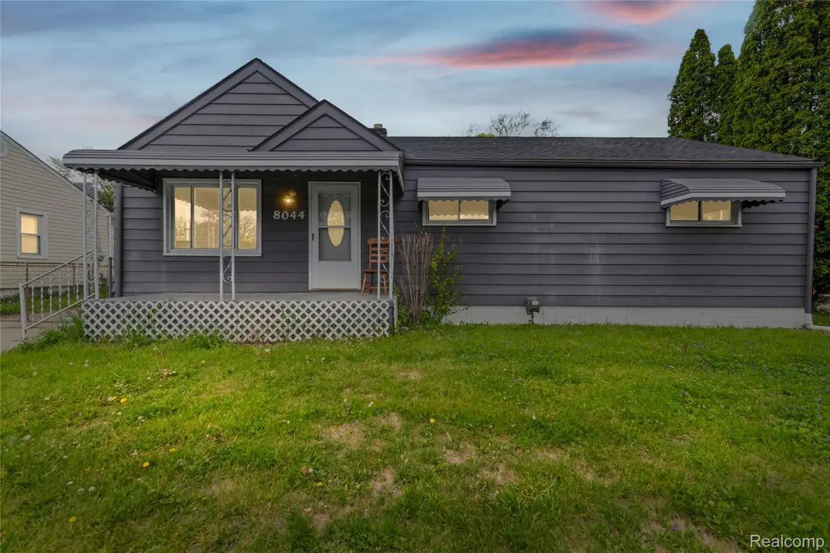 8044 Pelham Road, Taylor, MI 48180 - #1