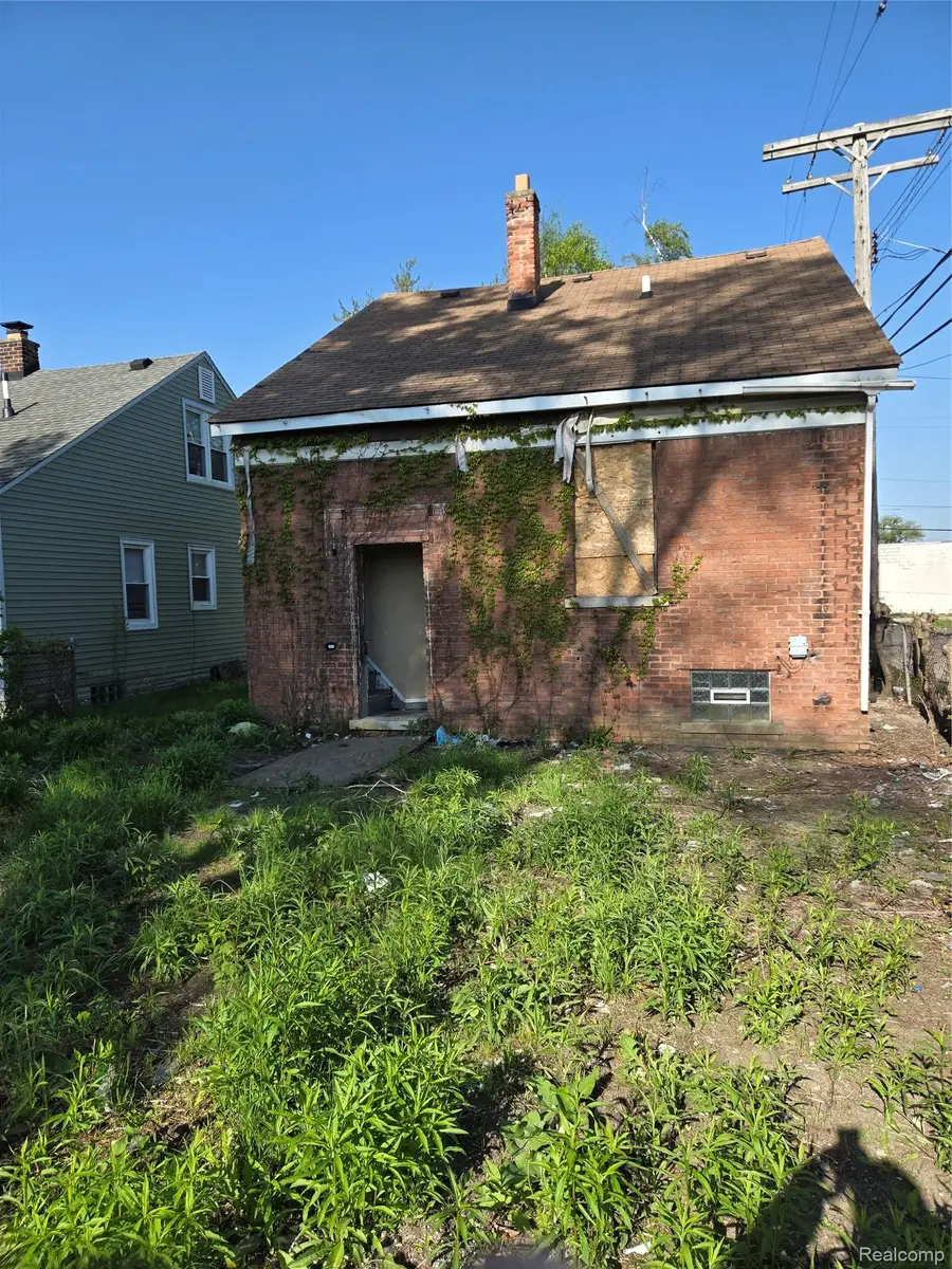 18988 Goulburn Street, Detroit, MI 48205 - #2