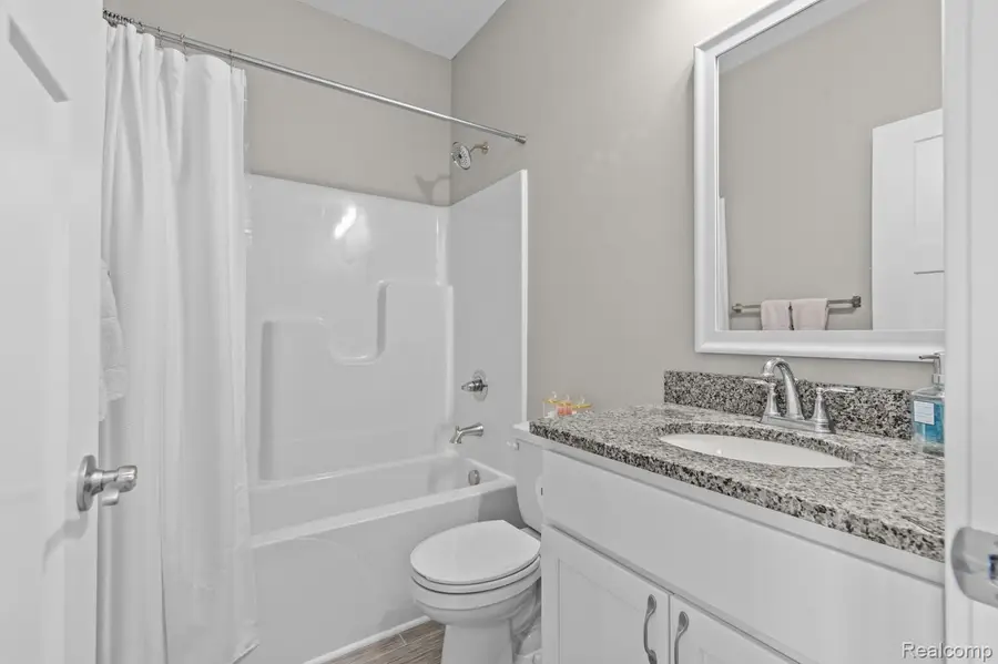 1035 Engelhardt Strasse Street, Jackson, MI 49201 - #3