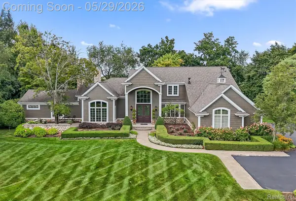 864 Pine Needle Trail, Rochester, MI 48306