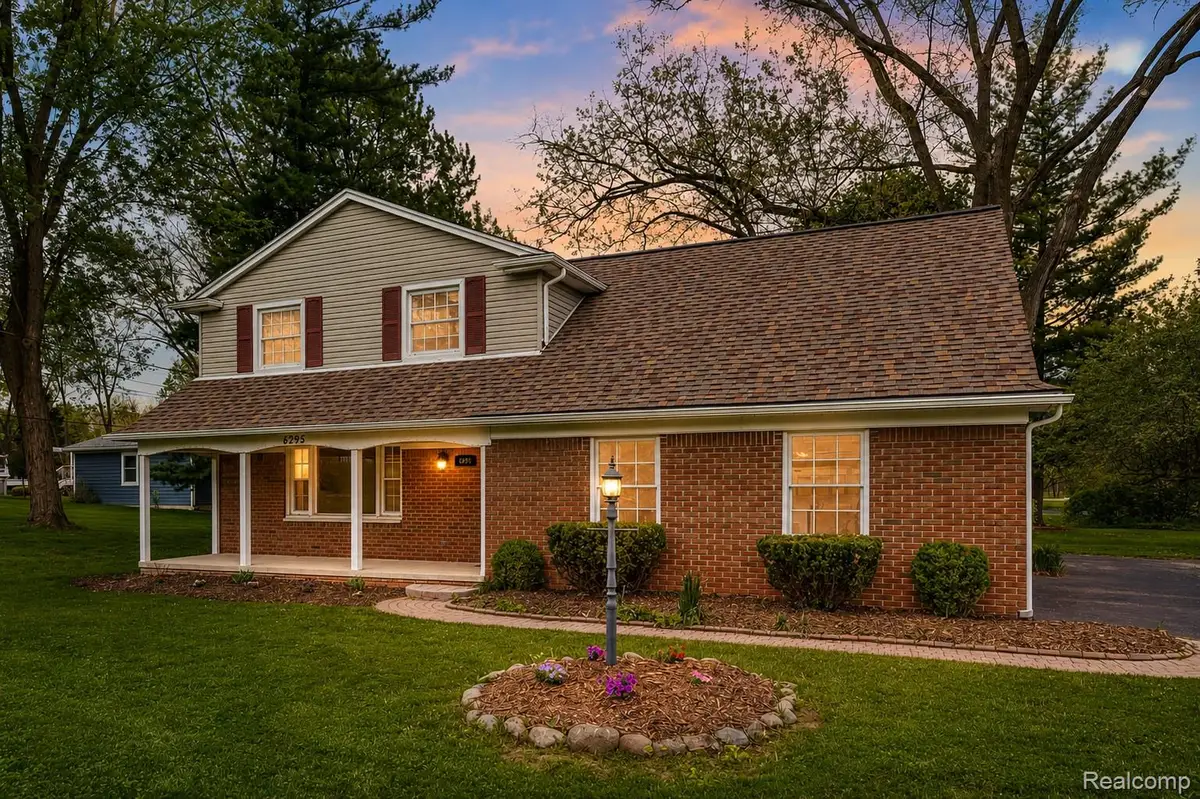 6295 Vernmoor Drive, Troy, MI 48098 - #1